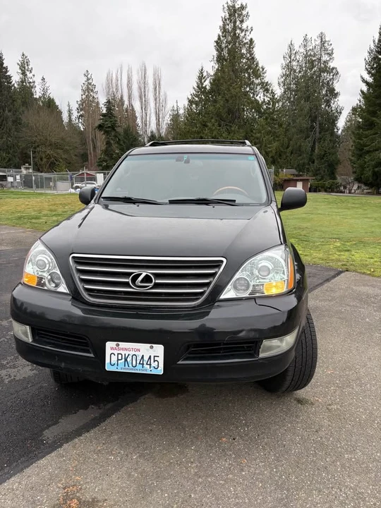 2004 Lexus GX 1st Gen - Image 4 of 12