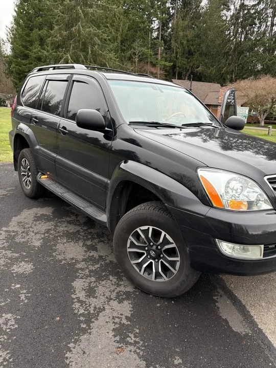 2004 Lexus GX 1st Gen - Image 2 of 12