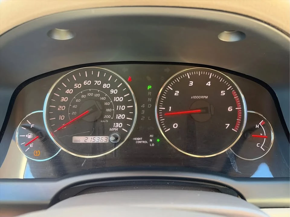 2004 Lexus GX 1st Gen - Image 16 of 20