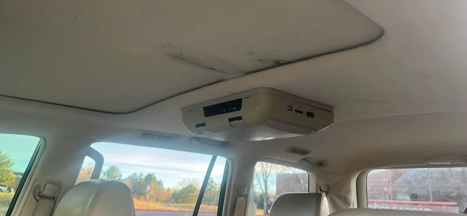 2004 Lexus GX 1st Gen - Image 13 of 16
