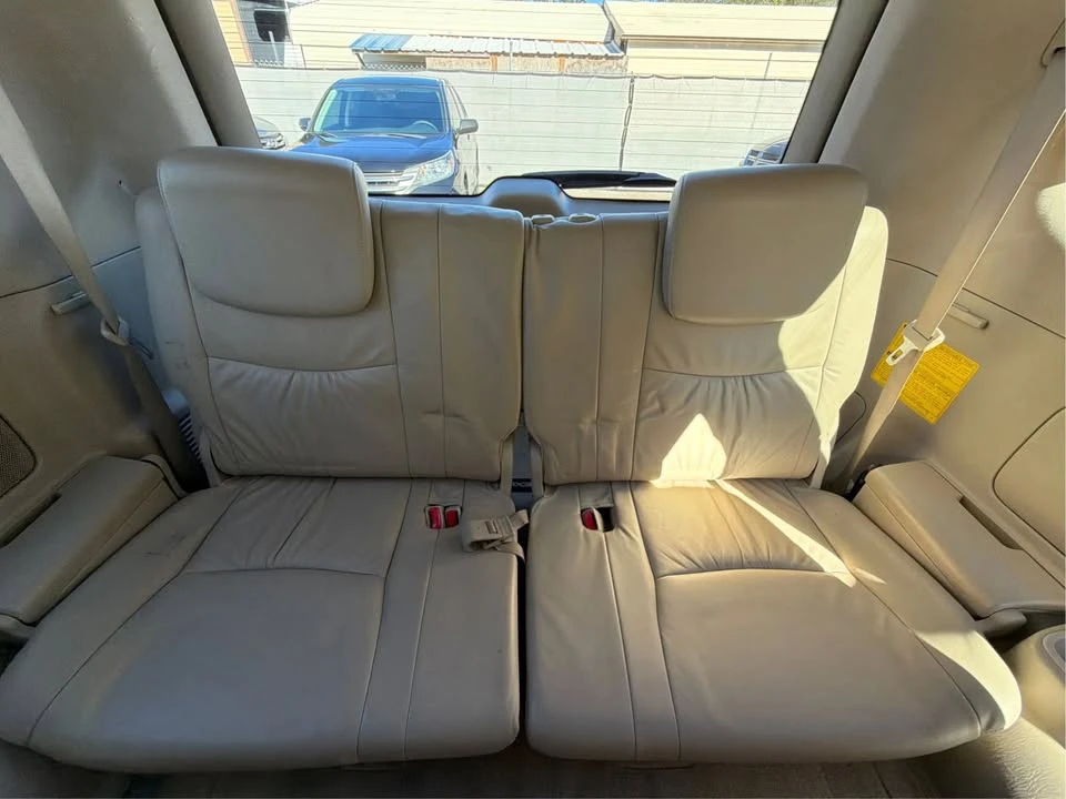 2004 Lexus GX 1st Gen - Image 6 of 20