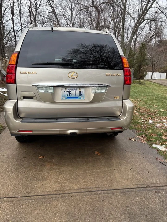 2004 Lexus GX 1st Gen - Image 5 of 18