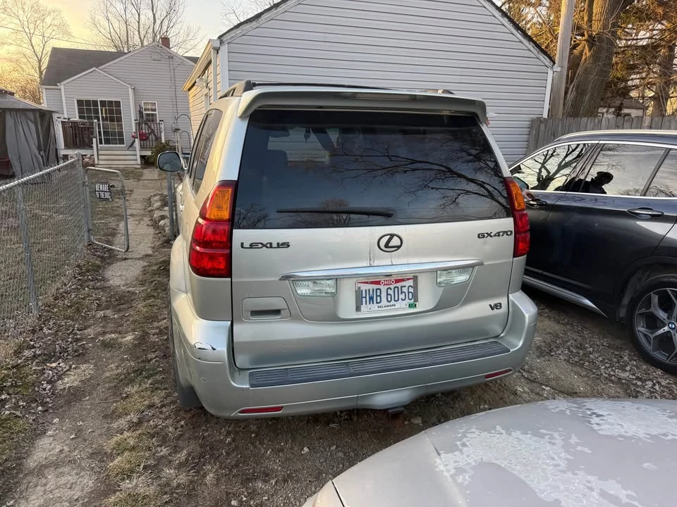 2004 Lexus GX 1st Gen - Image 4 of 6