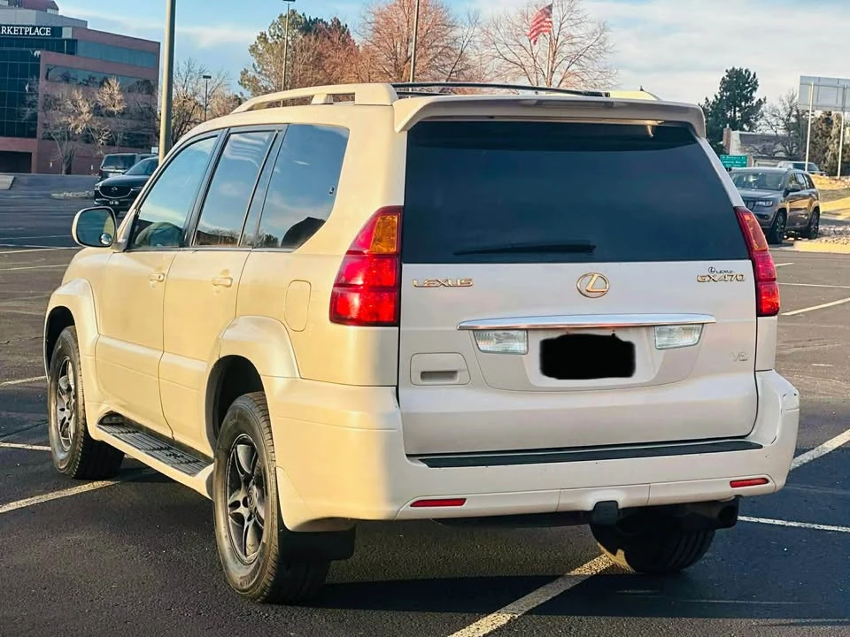 2004 Lexus GX 1st Gen - Image 5 of 12