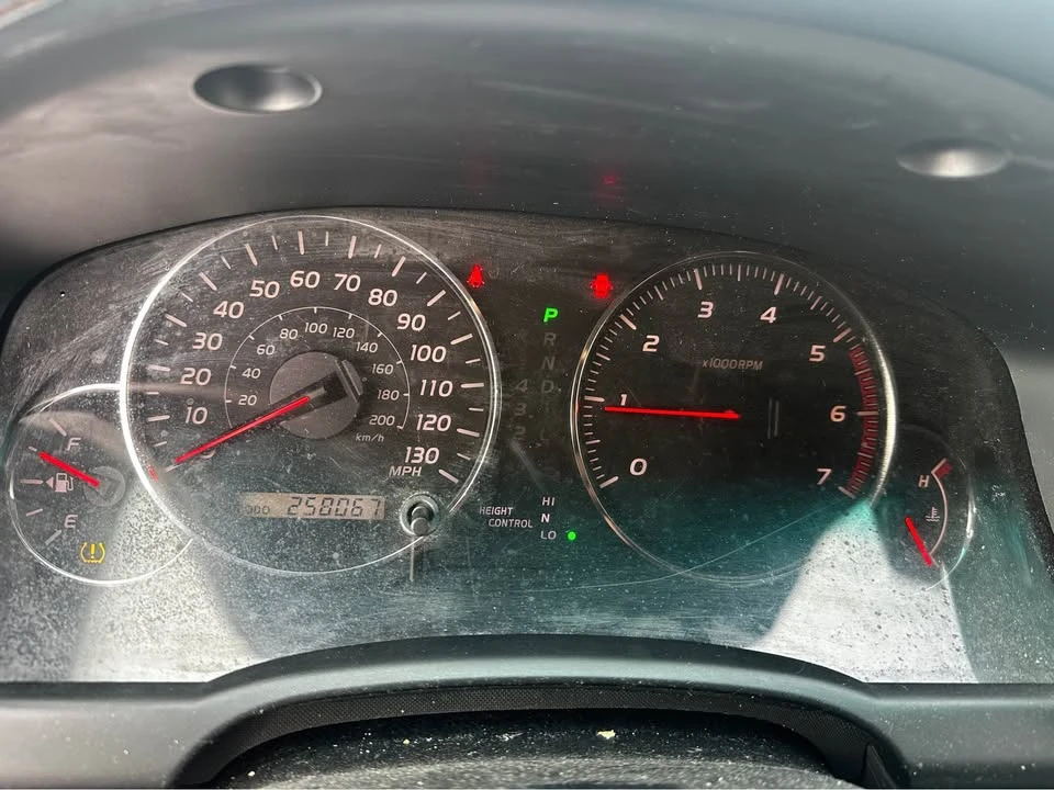 2004 Lexus GX 1st Gen - Image 5 of 5