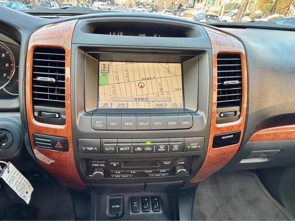 2004 Lexus GX 1st Gen - Image 16 of 18