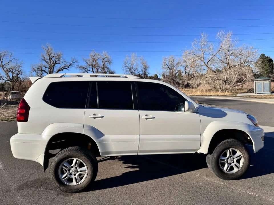 2004 Lexus GX 1st Gen - Image 5 of 20
