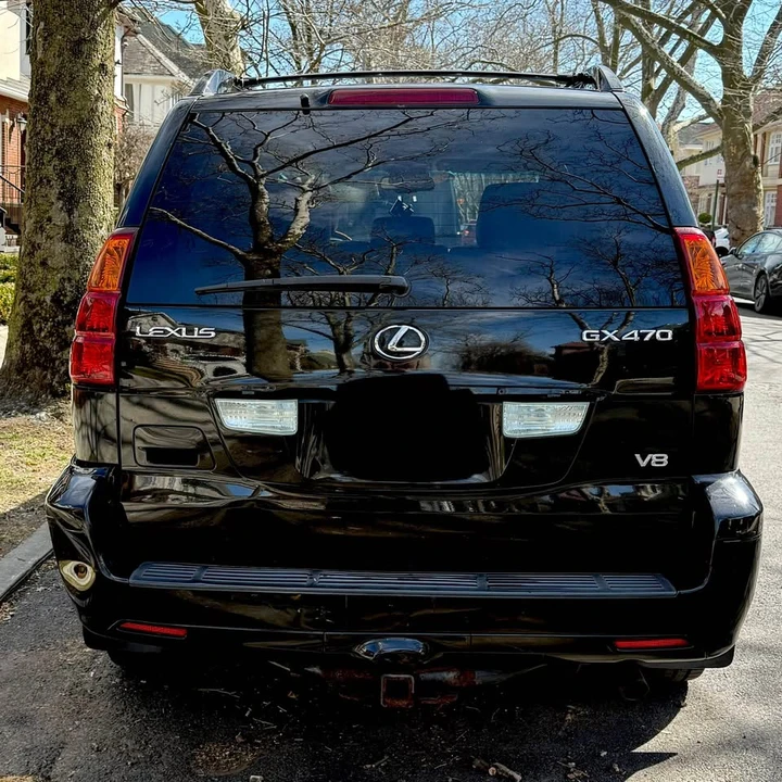 2004 Lexus GX 1st Gen - Image 3 of 12