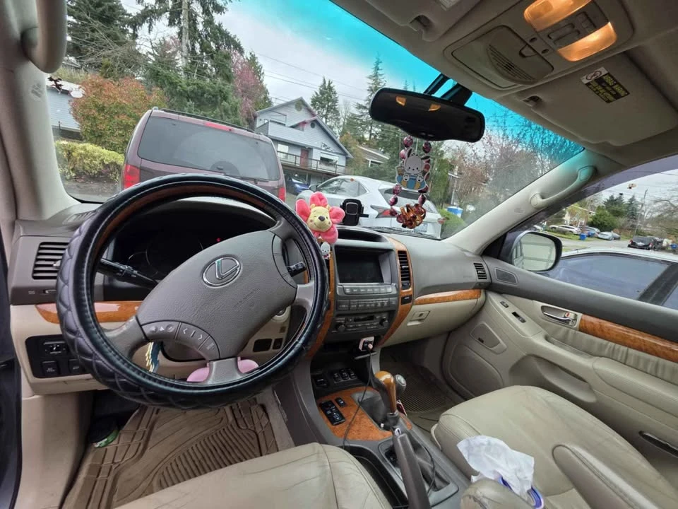 2004 Lexus GX 1st Gen - Image 4 of 7