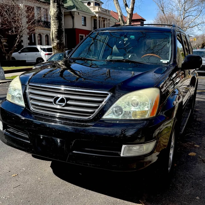 2004 Lexus GX 1st Gen - Image 2 of 12