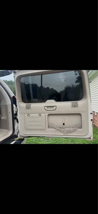 2004 Lexus GX 1st Gen - Image 9 of 12