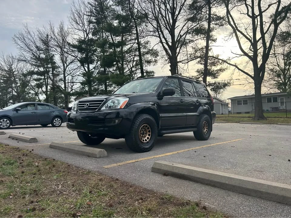 2004 Lexus GX 1st Gen - Image 7 of 12