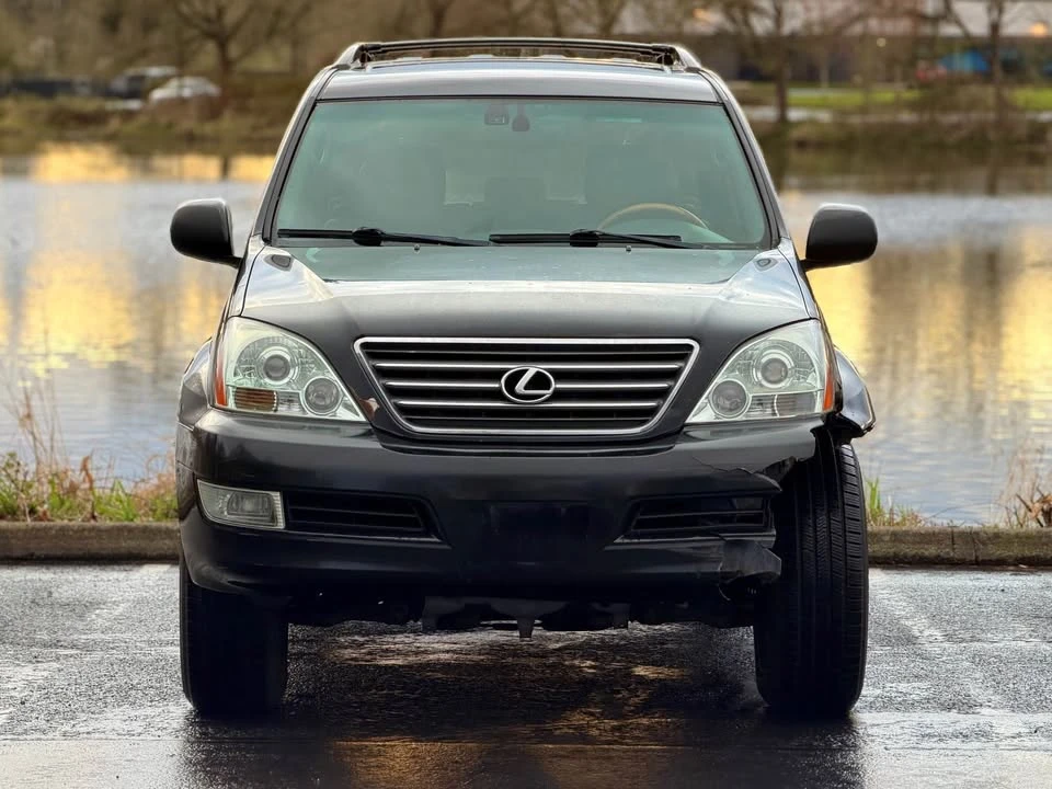 2004 Lexus GX 1st Gen - Image 2 of 16