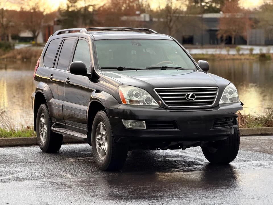 2004 Lexus GX 1st Gen - Image 3 of 16