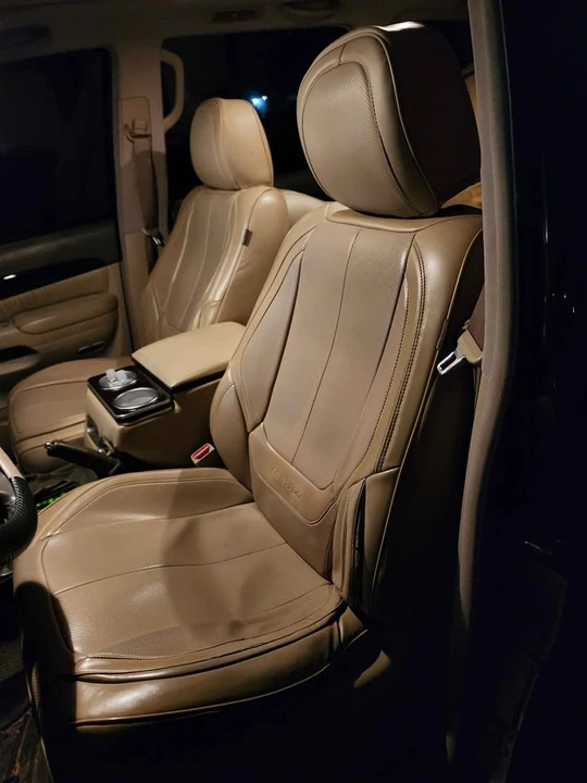 2004 Lexus GX 1st Gen - Image 6 of 15