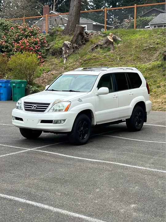 2004 Lexus GX 1st Gen - Image 6 of 14