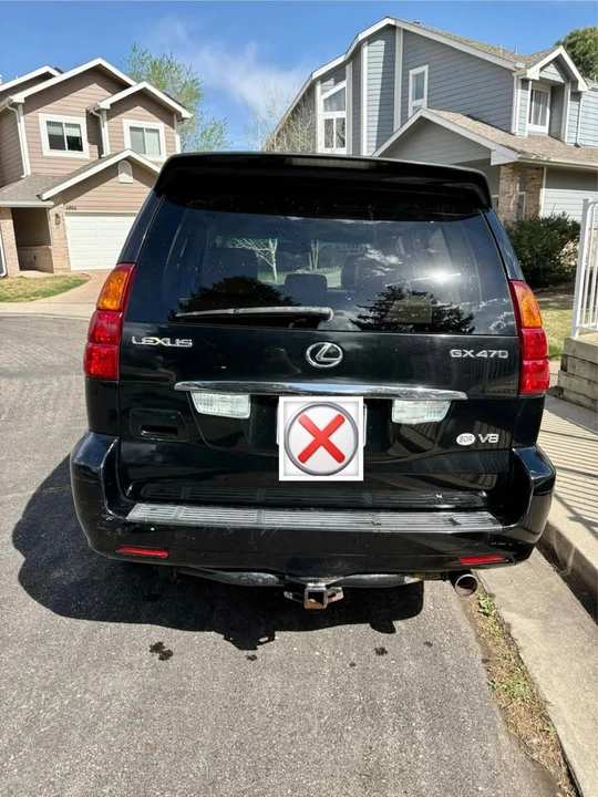 2004 Lexus GX 1st Gen - Image 2 of 3