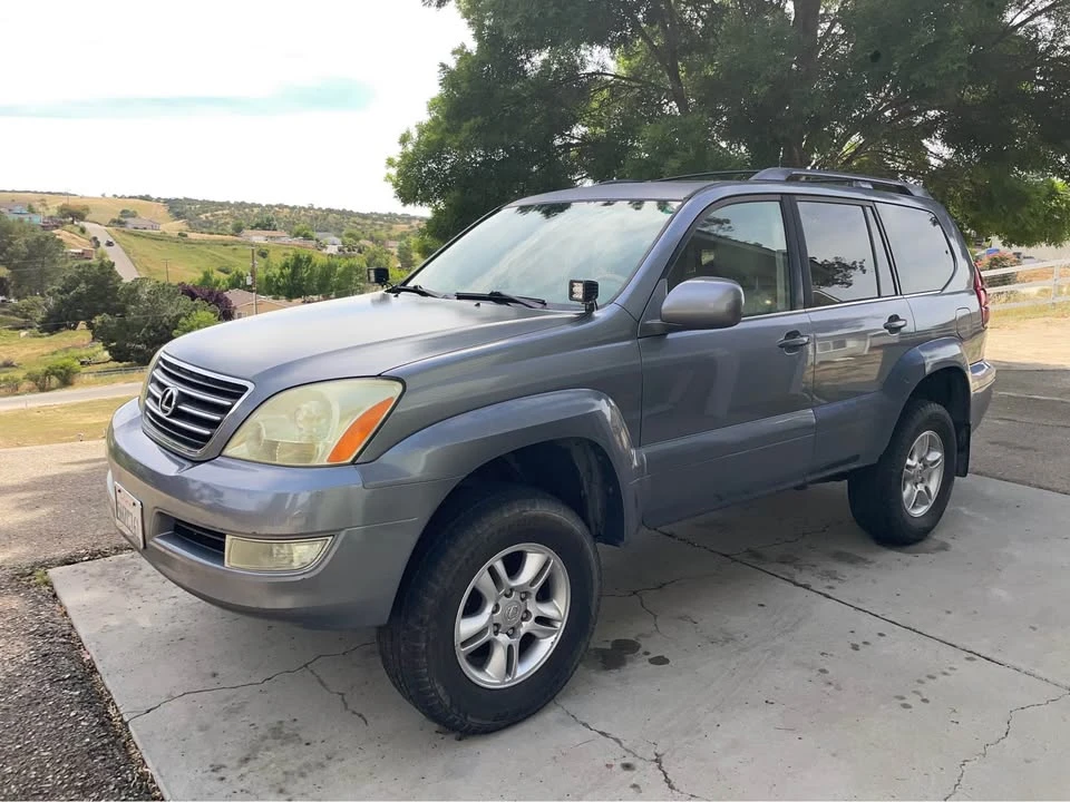 2004 Lexus GX 1st Gen - Image 8 of 20