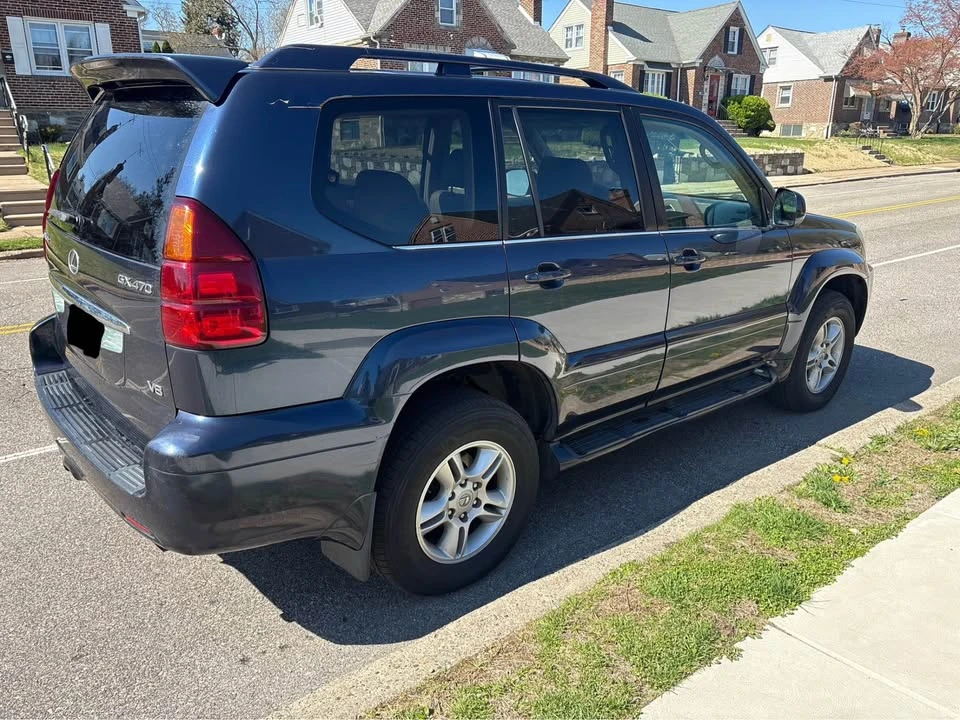 2004 Lexus GX 1st Gen - Image 5 of 14