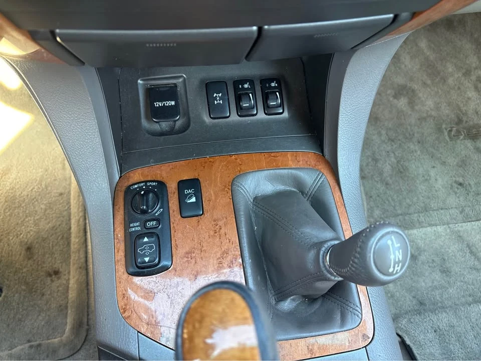 2004 Lexus GX 1st Gen - Image 11 of 14