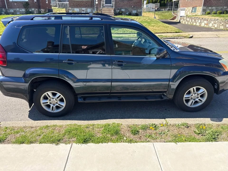 2004 Lexus GX 1st Gen - Image 6 of 14