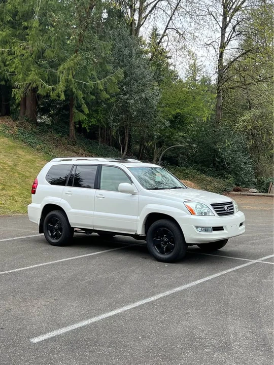 2004 Lexus GX 1st Gen - Image 2 of 14