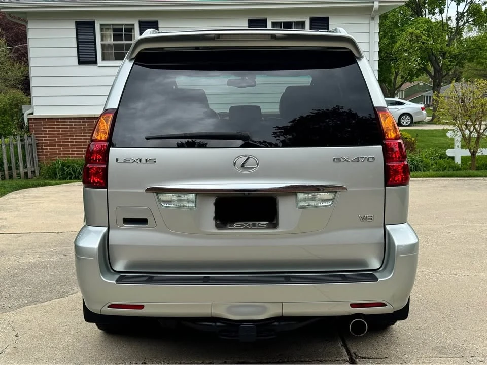 2004 Lexus GX 1st Gen - Image 6 of 15