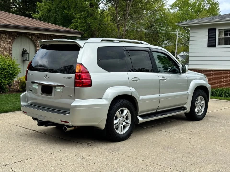 2004 Lexus GX 1st Gen - Image 5 of 15