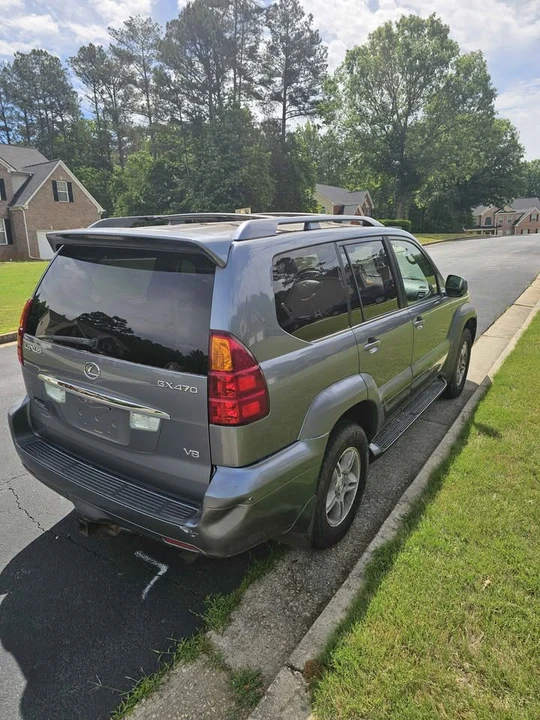 2004 Lexus GX 1st Gen - Image 3 of 10