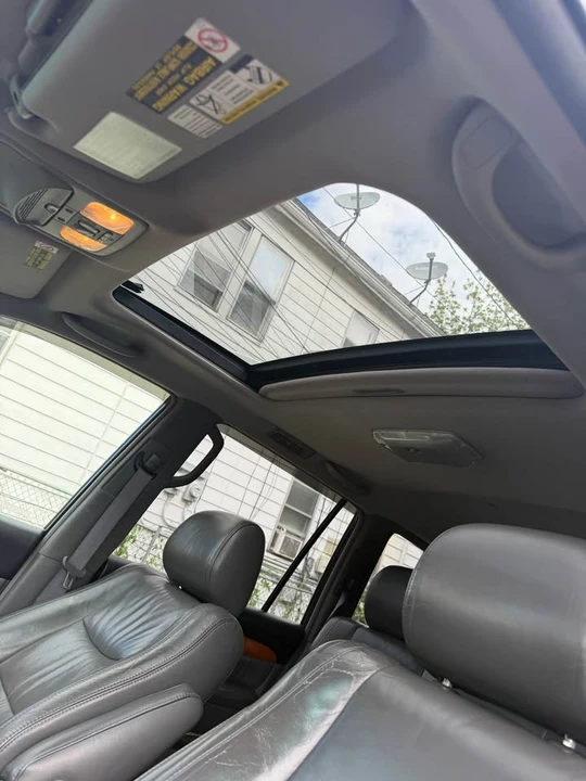 2004 Lexus GX 1st Gen - Image 16 of 16