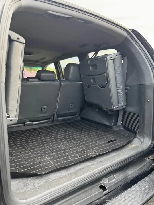 2004 Lexus GX 1st Gen - Image 14 of 18