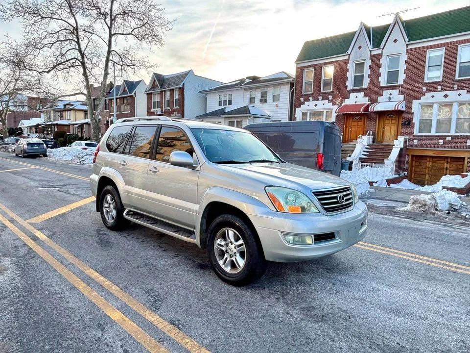2004 Lexus GX 1st Gen - Image 5 of 20