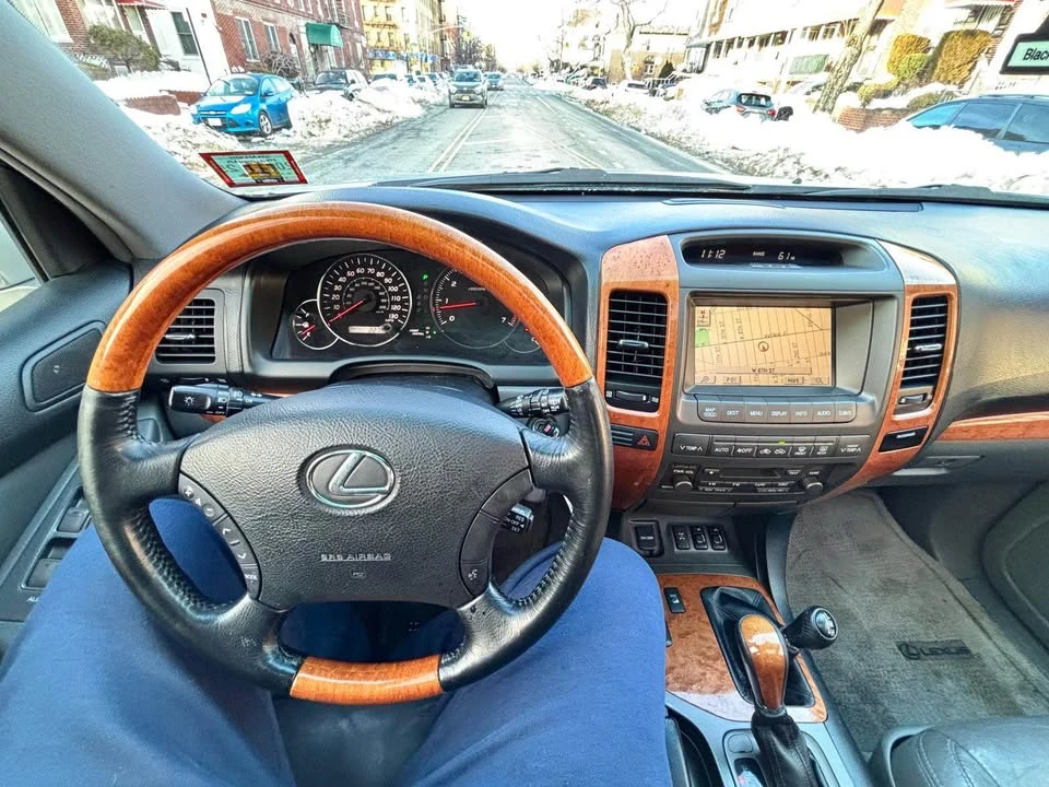 2004 Lexus GX 1st Gen - Image 15 of 20