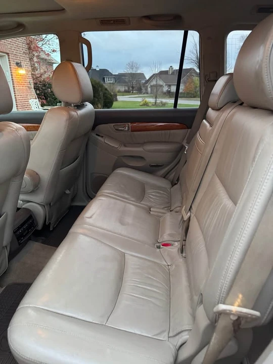 2004 Lexus GX 1st Gen - Image 4 of 16
