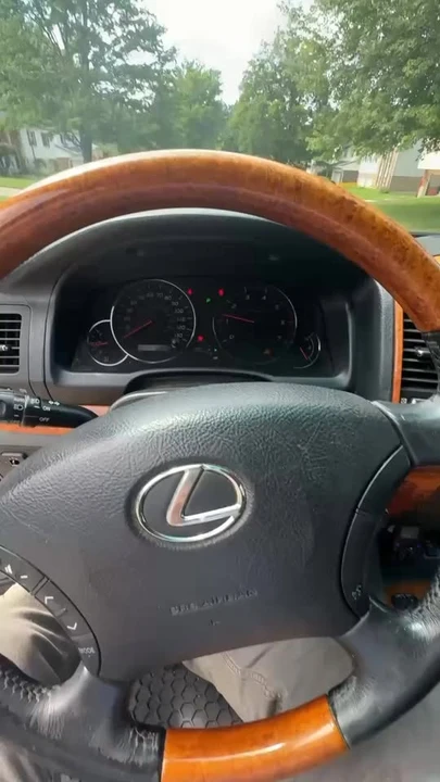 2004 Lexus GX 1st Gen - Image 14 of 14