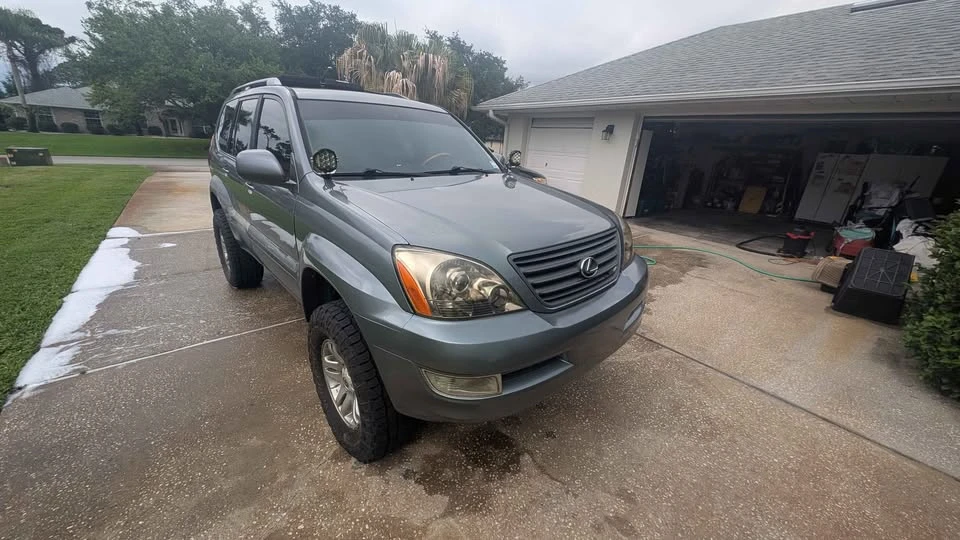 2004 Lexus GX 1st Gen - Image 6 of 16