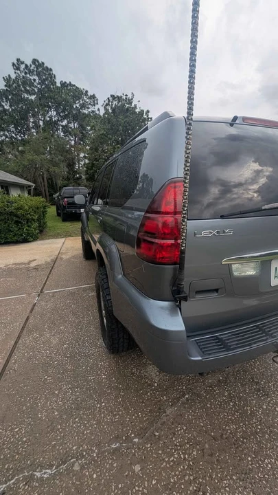 2004 Lexus GX 1st Gen - Image 10 of 16