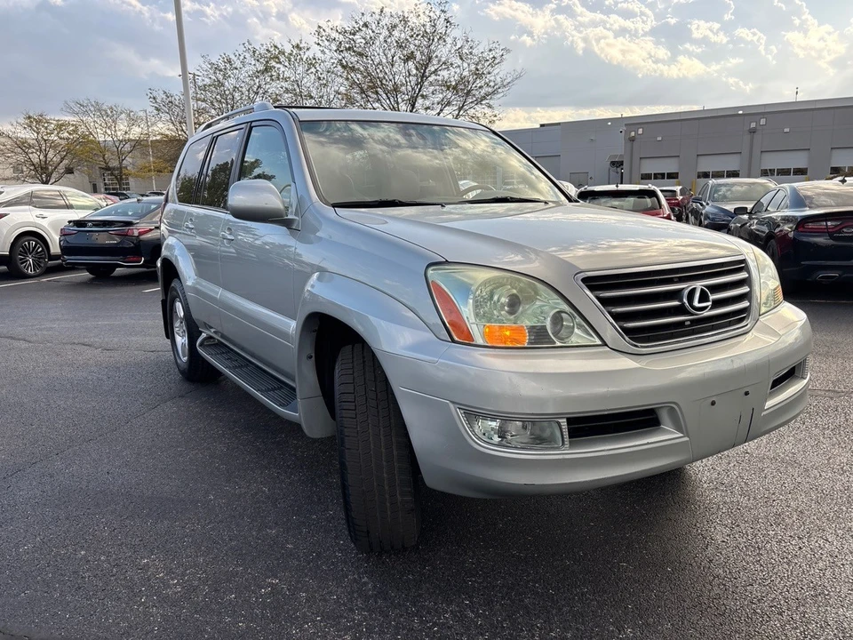 2004 Lexus GX 1st Gen - Image 2 of 12