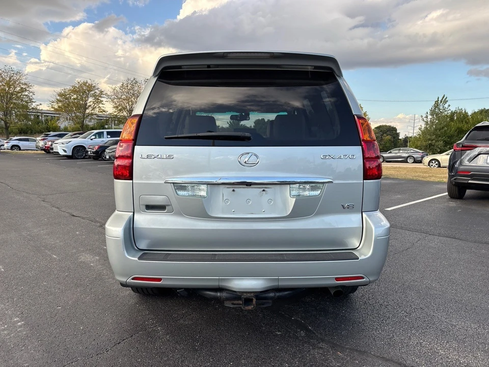 2004 Lexus GX 1st Gen - Image 3 of 12