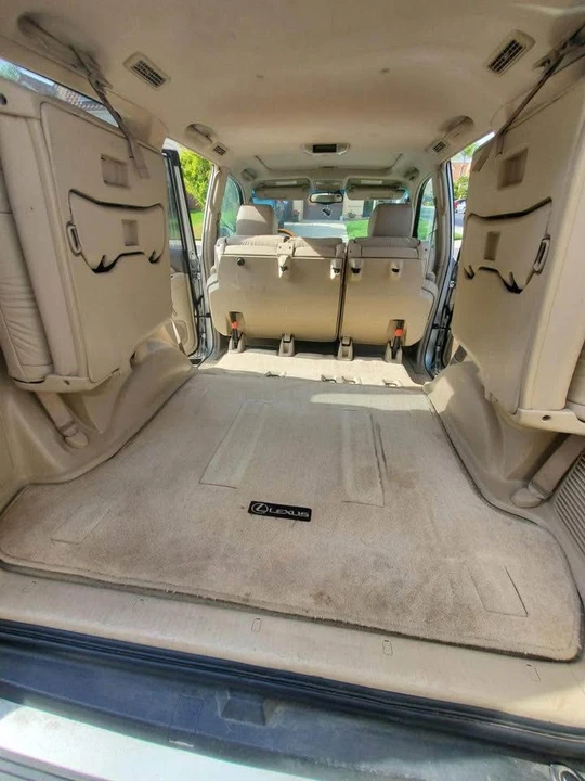 2004 Lexus GX 1st Gen - Image 8 of 10