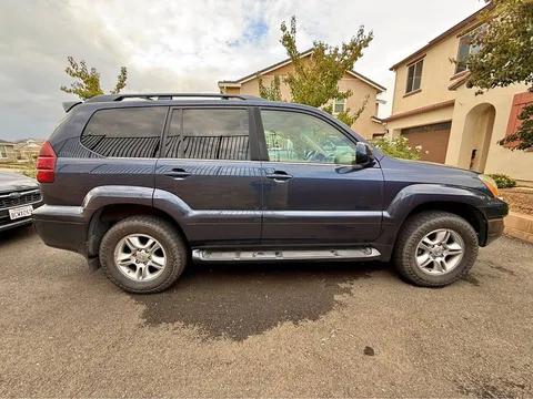 2004 Lexus GX470