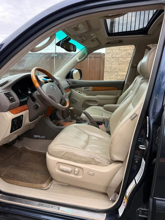 2004 Lexus GX 1st Gen - Image 2 of 10