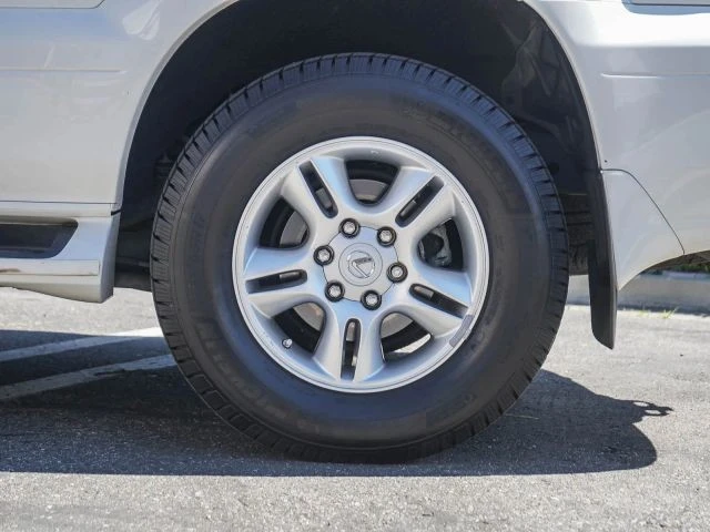 2004 Lexus GX 1st Gen - Image 13 of 21