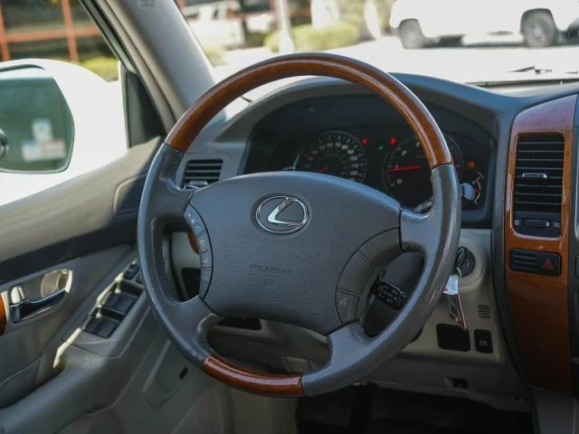 2004 Lexus GX 1st Gen - Image 20 of 21
