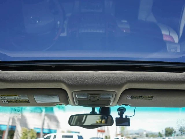 2004 Lexus GX 1st Gen - Image 21 of 21