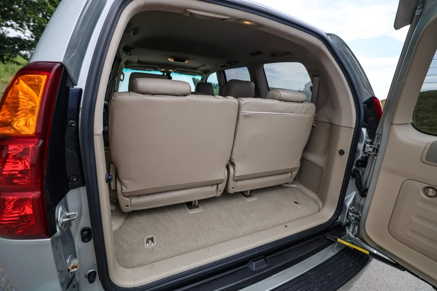 2004 Lexus GX 1st Gen - Image 31 of 31