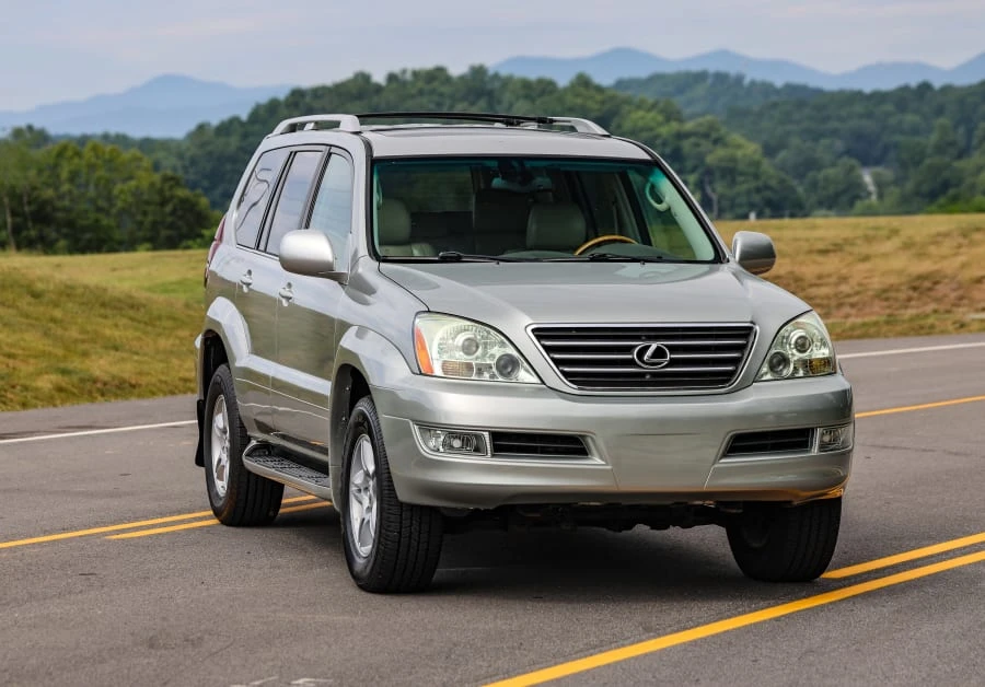 2004 Lexus GX 1st Gen - Image 7 of 31