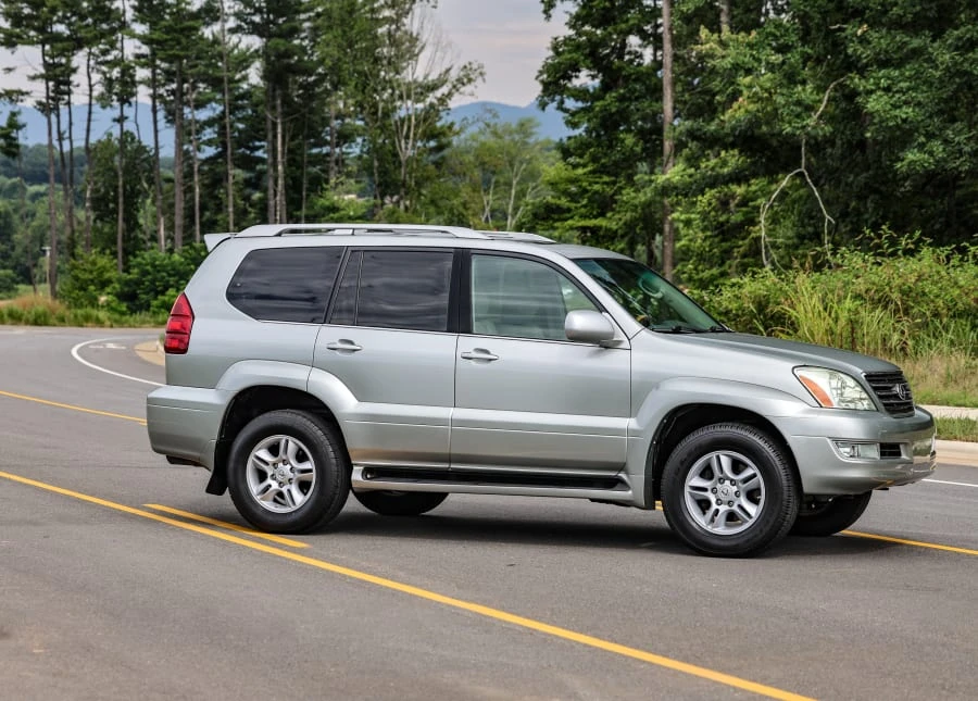2004 Lexus GX 1st Gen - Image 8 of 31