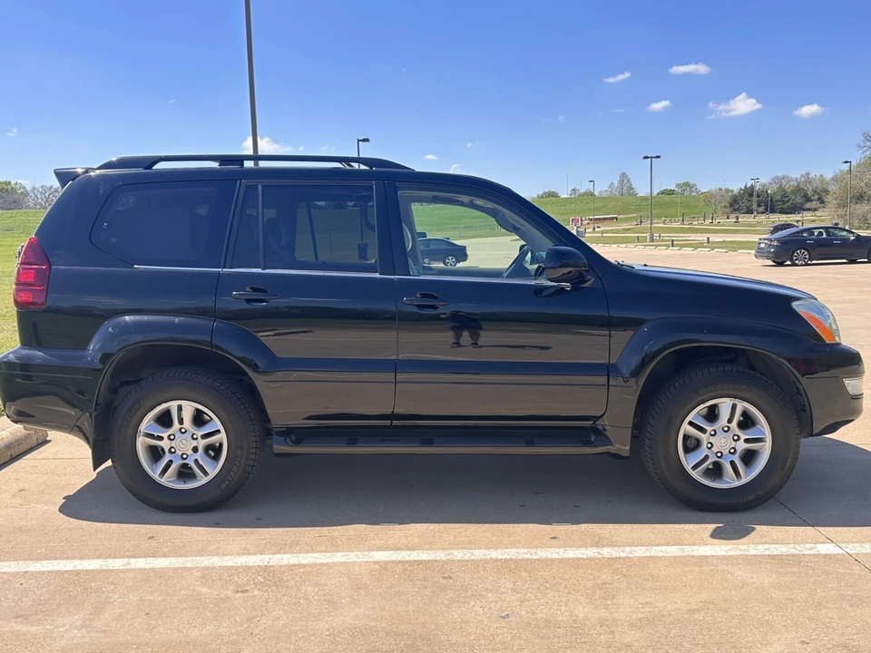 2004 Lexus GX 1st Gen - Image 14 of 31