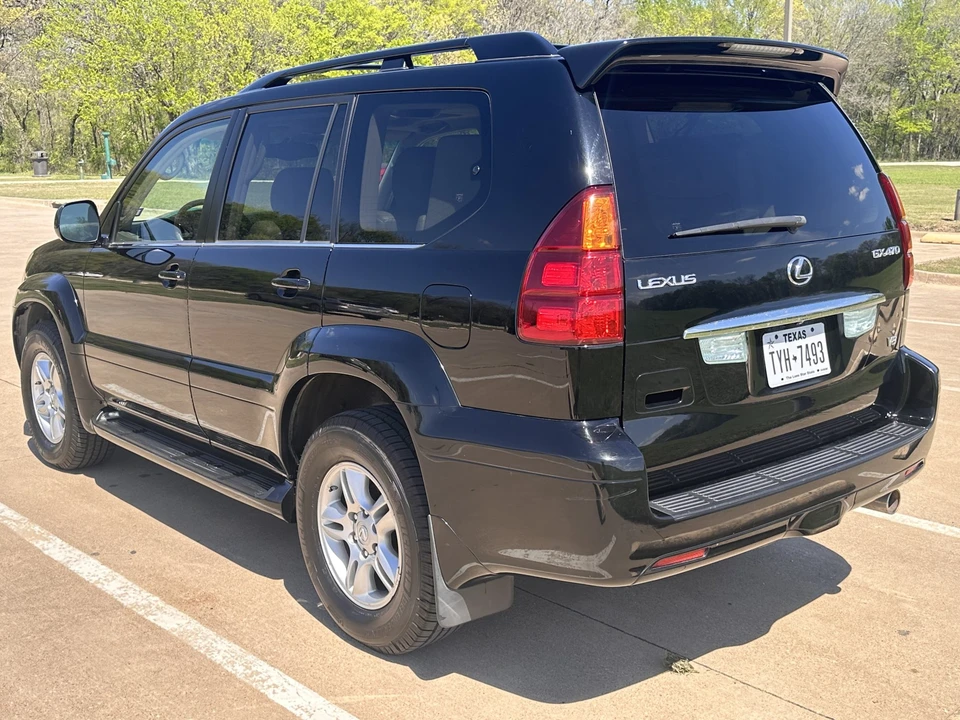 2004 Lexus GX 1st Gen - Image 11 of 31